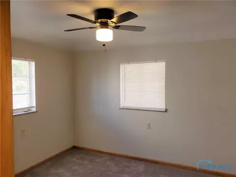 1940 Berdan Ave, Toledo, OH 43613 photo 6