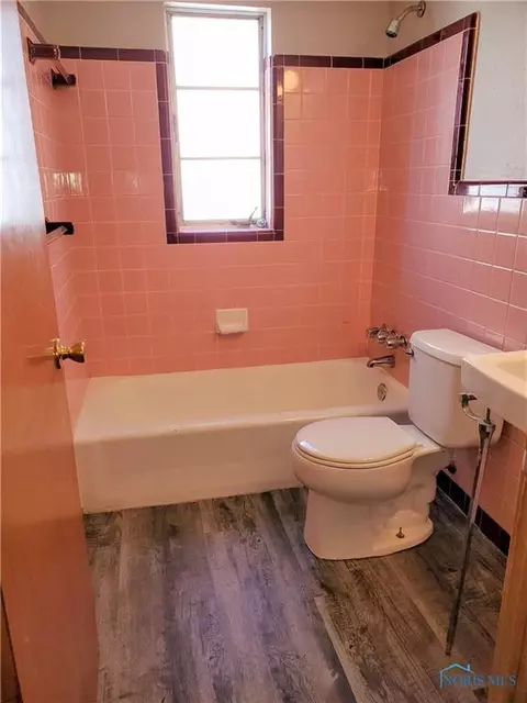 1940 Berdan Ave, Toledo, OH 43613 photo 7