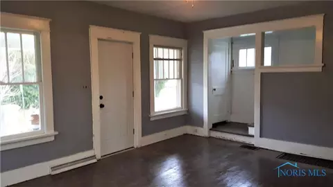 1738 Pilgrim Rd, Toledo, OH 43607 photo 3