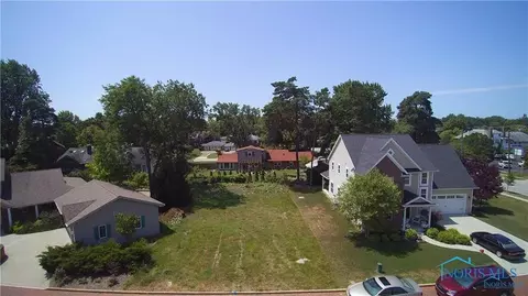 103 Riverside Dr, Maumee, OH 43537 photo 1