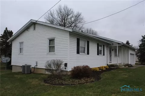 712 Baker Dr, Upper Sandusky, OH 43351 photo 3