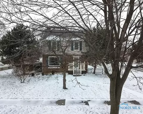 229 E John St, Maumee, OH 43537 photo 5