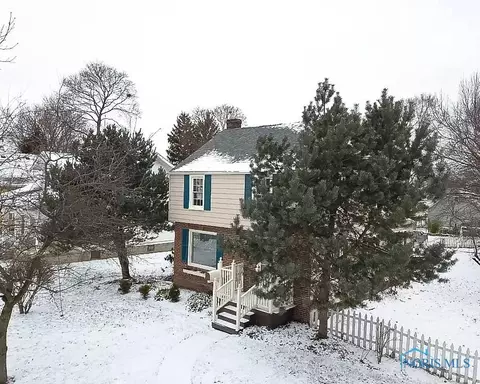 229 E John St, Maumee, OH 43537 photo 7