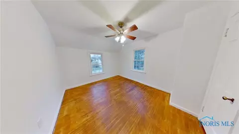 229 E John St, Maumee, OH 43537 photo 25