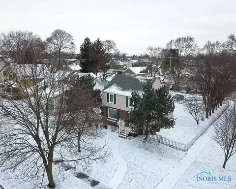 229 E John St, Maumee, OH 43537 photo 4