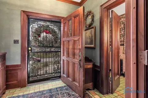 2160 Mount Vernon Ave, Toledo, OH 43607 photo 7