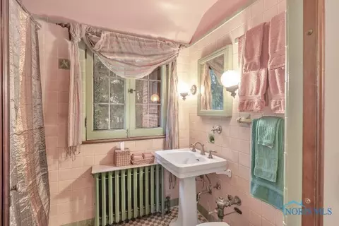 2160 Mount Vernon Ave, Toledo, OH 43607 photo 36