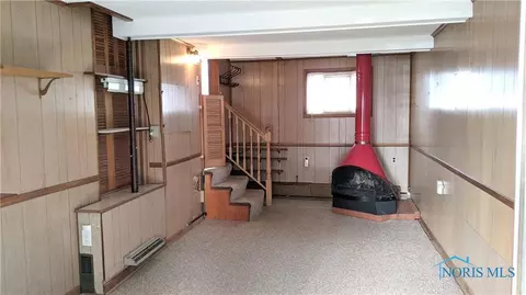 2230 Dunham St, Toledo, OH 43609 photo 8