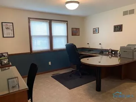 525 Wesley Ave, Bryan, OH 43506 photo 16
