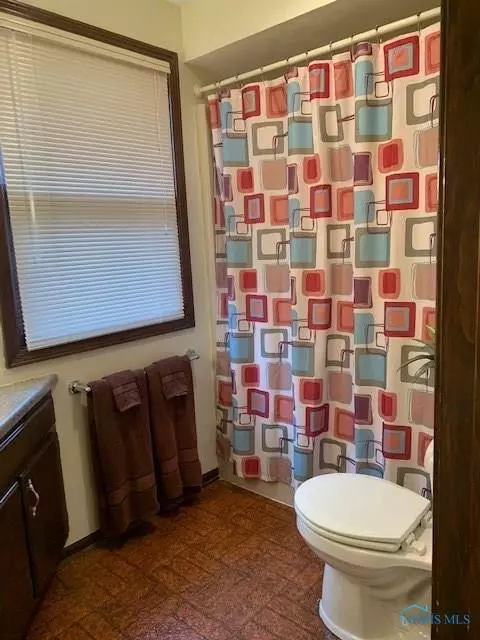 525 Wesley Ave, Bryan, OH 43506 photo 29