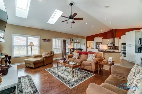 7680 Eagle Dr, Findlay, OH 45840 photo 10