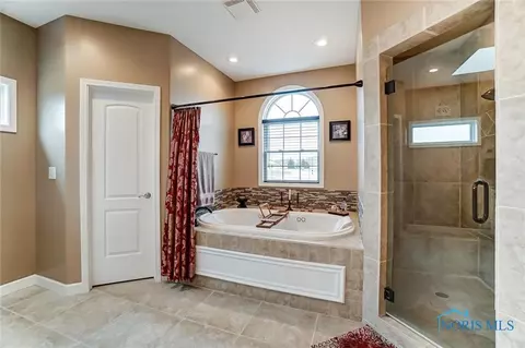 7680 Eagle Dr, Findlay, OH 45840 photo 17