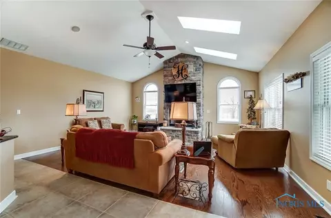 7680 Eagle Dr, Findlay, OH 45840 photo 7