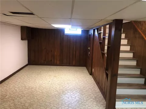 921 Searles Rd, Toledo, OH 43607 photo 20