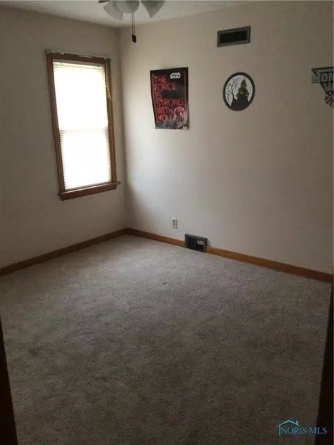 772 N Walnut St, Paulding, OH 45879 photo 6