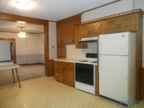 1041 E Main St, Ottawa, OH 45875 photo 5