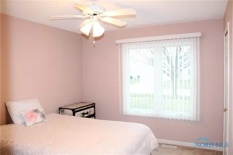 4263 Waterbend Dr, Maumee, OH 43537 photo 5