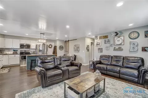 511 Charles Ave, Findlay, OH 45840 photo 7