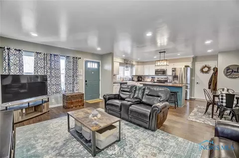 511 Charles Ave, Findlay, OH 45840 photo 8