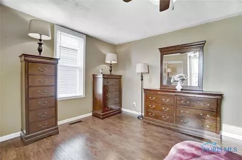 212 E Walnut St, Van Buren, OH 45889 photo 16