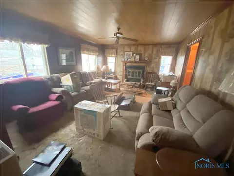 226 Dickens Dr, Toledo, OH 43607 photo 9