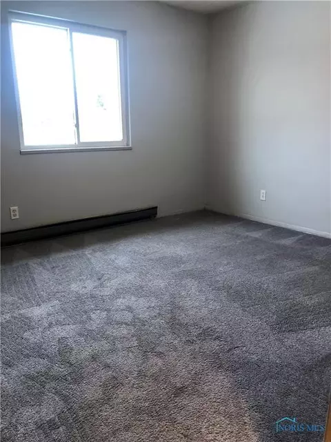 1323 E Wilson St, Bryan, OH 43506 photo 8