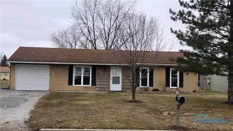 1323 E Wilson St, Bryan, OH 43506 photo 1