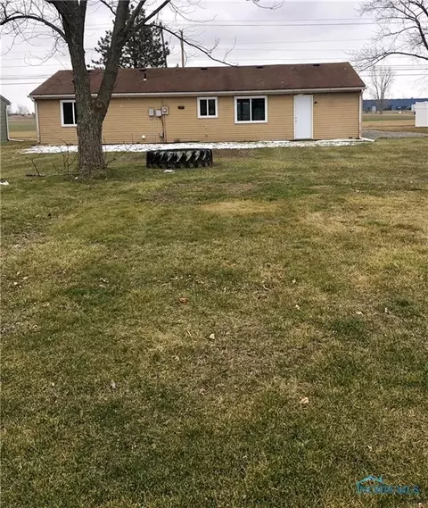 1323 E Wilson St, Bryan, OH 43506 photo 11