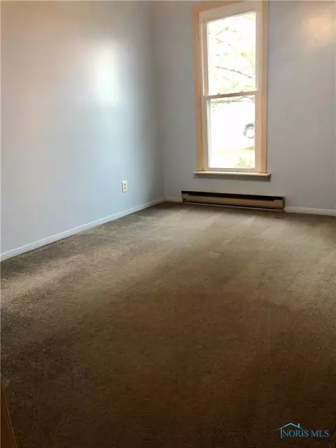 1323 E Wilson St, Bryan, OH 43506 photo 6
