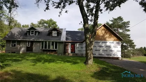 7027 Coder Rd, Maumee, OH 43537 photo 2