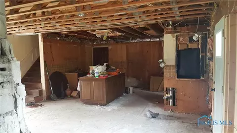 7027 Coder Rd, Maumee, OH 43537 photo 7