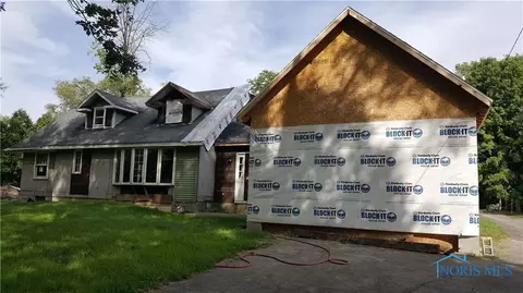 7027 Coder Rd, Maumee, OH 43537 photo 3