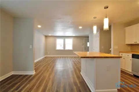 4248 Foxchapel Rd, Toledo, OH 43607 photo 8