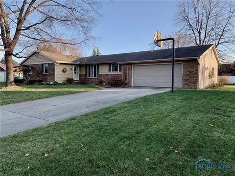 711 Wesley Ave, Bryan, OH 43506 photo 1