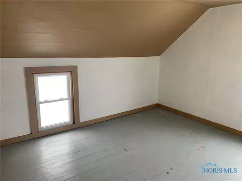 518 S Walnut St, Bryan, OH 43506 photo 7