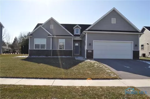 6625 Wesley Dr, Walbridge, OH 43465 photo 1