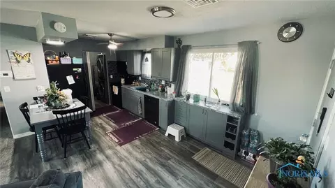1119 E Wilson St, Bryan, OH 43506 photo 6