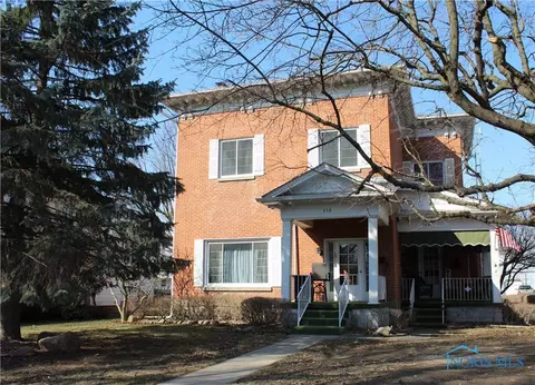 348 W Johnson St, Upper Sandusky, OH 43351 photo 1