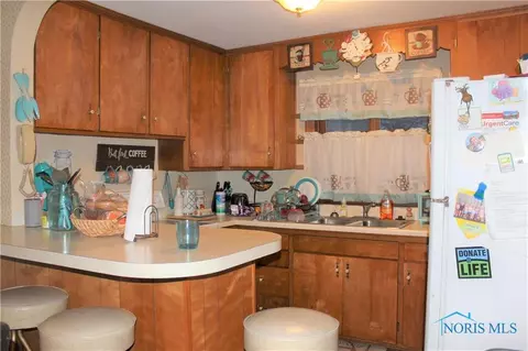 348 W Johnson St, Upper Sandusky, OH 43351 photo 10