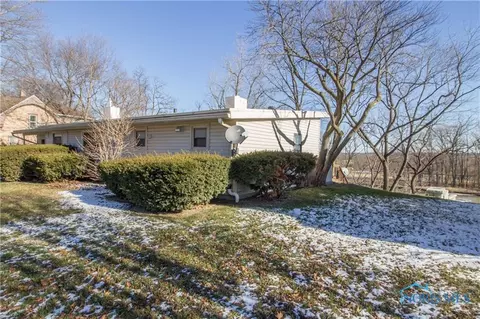 418 River Rd, Maumee, OH 43537 photo 6
