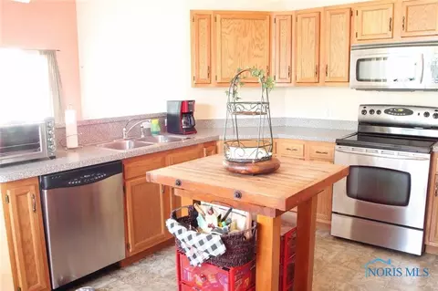 5114 Egger Rd, Toledo, OH 43615 photo 4
