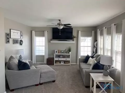2 Cascade Ln, Delta, OH 43515 photo 2
