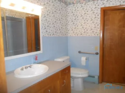 433 Enterprise St, Leipsic, OH 45856 photo 12