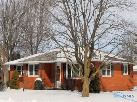 433 Enterprise St, Leipsic, OH 45856 photo 2