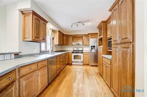321 7th St, Findlay, OH 45840 photo 12