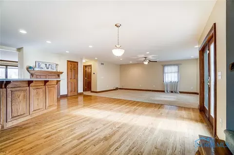 321 7th St, Findlay, OH 45840 photo 17