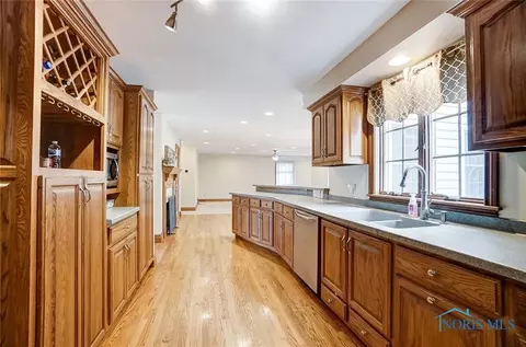 321 7th St, Findlay, OH 45840 photo 14