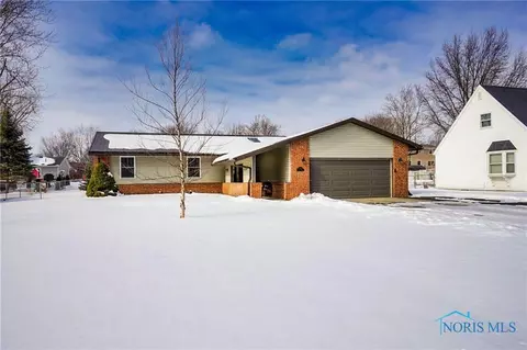 2412 Springmill Rd, Findlay, OH 45840 photo 2