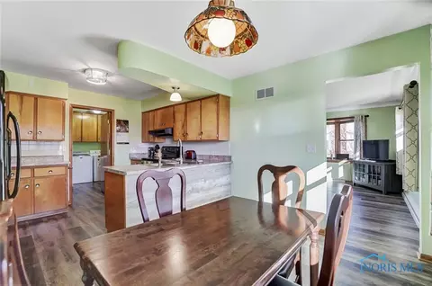 209 E Daisy St, Forest, OH 45843 photo 15