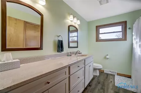 209 E Daisy St, Forest, OH 45843 photo 18